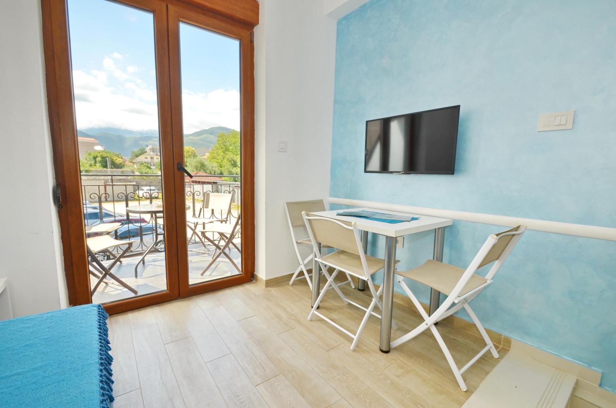 Trojanovic Apartments Tivat Eksteriør billede